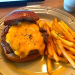 KAKUMEI Burger & cafe - 