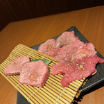 Yakiniku Horumon Sansuien - 