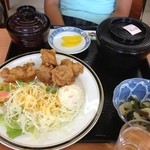 観光会館 安富屋 レストラン - 長州とりの唐揚げ定食（1100円）