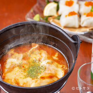 Sousaku Gyouza Izakaya Pao - 最後の一口までおいしい『トマトトーズ炊き餃子』