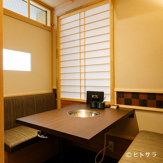 接待や会食、記念日デートにぴったりの完全個室も用意