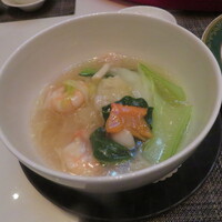 中国料理 陽明殿 - 海老入り汁そば（4割）
