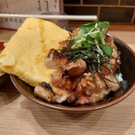 Yakitori No Hinata - はみ出すだし巻き、こんもり盛られた焼鳥(^o^)v