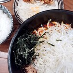 廣島つけ麺本舗 ばくだん屋 - 