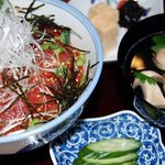 Donya Shichibee - しっとりとろける食感は銚子港で水揚げされる生のマグロでしか味わえません。