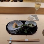 江戸前 鮨 服部 - 毛蟹 外子と岩もずくとVinya San Jose Cava Reserva Brut