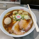 横浜中華そば 維新商店 - 