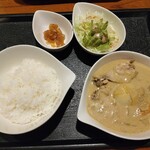 エブラック - チキンクリームスープカレー。