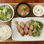 黒ぶたや ルミネ横浜店