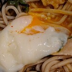 Takamoto Seimenjo - 高本製麺所 ＠神谷町 冷豚しゃぶぶっかけそばにトッピングした温玉つぶし