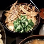 Musashino Udon Atton - 家庭の味で美味しい丼