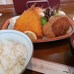 味楽亭 - ミックスフライA定食990円