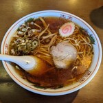 関所食堂 - ラーメン　500円