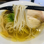 自家製麺 竜葵 - 麺アップ