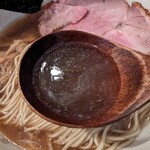 中華蕎麦 蘭鋳 - ガツンと煮干しなのに円やかさがありますね