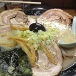 屋台ラーメン とんこつ貴生 - 