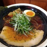 俺の中華たなか家 - 角度を変えてチャーシュー方からパチリ♯