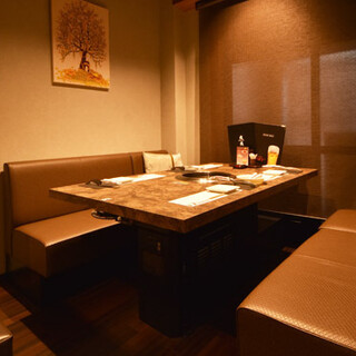 個室完備。心地の良い上質空間。カジュアルなシーンから接待まで