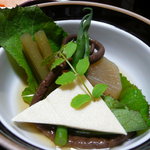 東海林 - みずと高野豆腐、大根の炊き合わせ