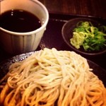 蕎麦切塩釜 - この特盛が塩釜の並