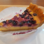 コレット - 3種のベリーのチーズグラフティ　340円