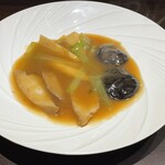 Braised abalone in soy sauce