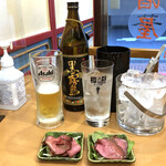 紅葉亭 - 生ビール600円、黒霧島のソーダ割セット、お通し