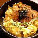 レストラン ポロ - ハーフラーメン（醤油）&ハーフカツ丼セット（1100円）のハーフカツ丼