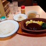 Saizeriya - ドミグラスハンバーグランチ ラージライス 550円