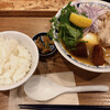 Gochiton - （期間限定）麦味噌のトムヤム豚汁定食