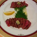 ステーキハウス キッチンリボン - 