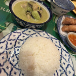 タイ政府公認 タイ料理 アロイチンチン - 