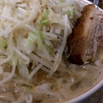 太一商店 - ラーメン（野菜増し）600円。
            お腹一杯になります。