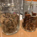 スパイス バル ヤラダモン。 - 