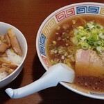 ラーメン小川屋 - チャーシューくず丼、元祖中華