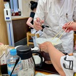 四ツ木製麺所 - ご主人みずから振ってくれたブラックペッパーで〆完成