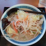 山田うどん食堂 - 野菜たっぷりタンメン