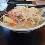 山田うどん食堂 - 野菜たっぷりタンメン