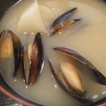 大船海鮮食堂 魚福 - 鮪カルビ焼定食の貝汁