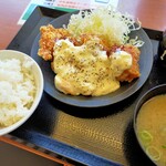 Karayama - 最近のお気に入り、本日もオーダーしました。『チキン南蛮定食』
