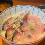 京すし - は〜ふ＆ハーフ丼（さば、かんぱち）