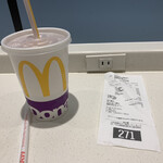 Makudonarudo - 2023/05 草臥れていて、何か甘いmのが欲しかったので、スマホのマクドナルドの公式アプリ McDonald’s Japanのクーポンで、マックシェイク® バニラ 220円→200円