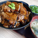 背脂煮干しらーめんと豚丼 誠 - 