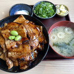 背脂煮干しらーめんと豚丼 誠 - 