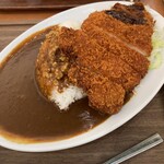 揚げたて とんかつ 満点カレー - 