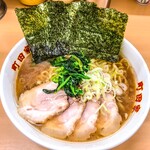 横浜ラーメン 町田家 - 