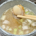 Tokyo Style Noodle ほたて日和 - つけ汁の中にもベビーホタテが(ﾉ◕ヮ◕)ﾉ*.✧