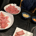 かたい信用やわらかい肉 焼肉のいとう 木町通店 - 
