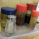 ラーメン ミンミン - ニンニクと豆板醤以外の卓上調味料