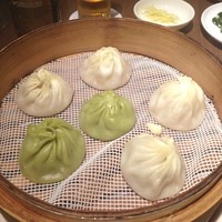 京鼎樓 HANARE店 - 小籠包 3種類